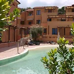 Al 4 Della Pergola Appartement Cavo